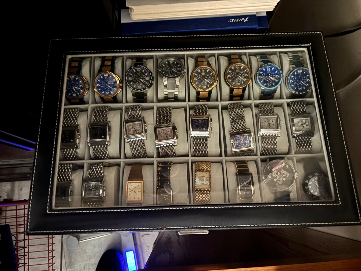 Invicta Watches... Cuadro, Prowler, Britto