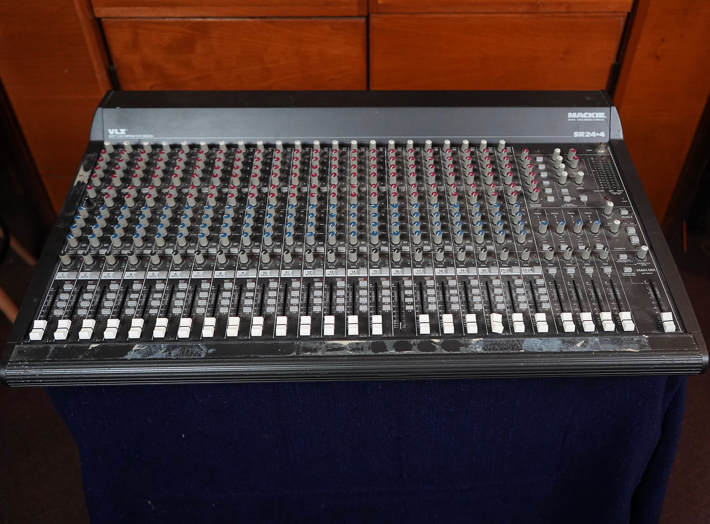 Mackie SR24.4 VLZ Pro Mixer